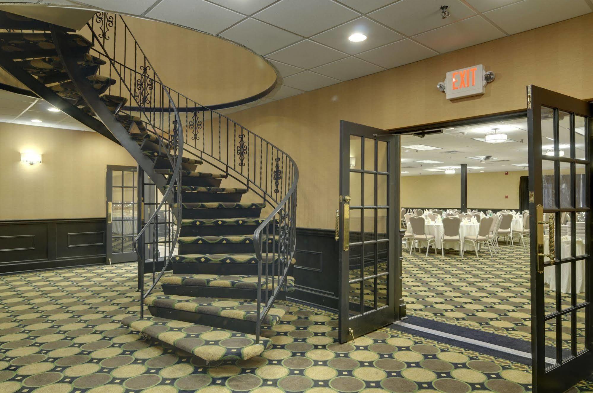 Clarion Inn Elmhurst - Oak Brook Near I-88, I-290, I-294 Kültér fotó